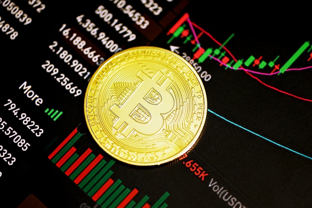 Новый антирекорд: биткоин по 7.650 долларов