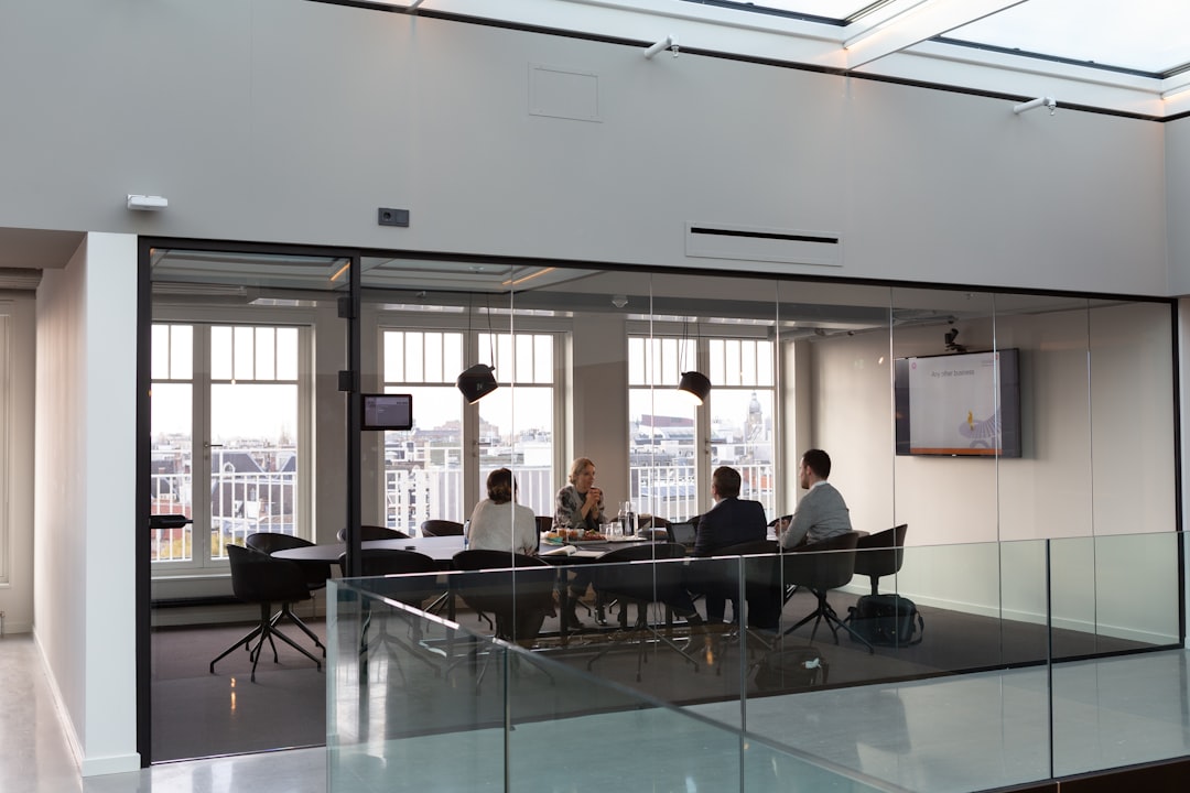 Manager vs Leader vs Executive: What's the Real Difference?
