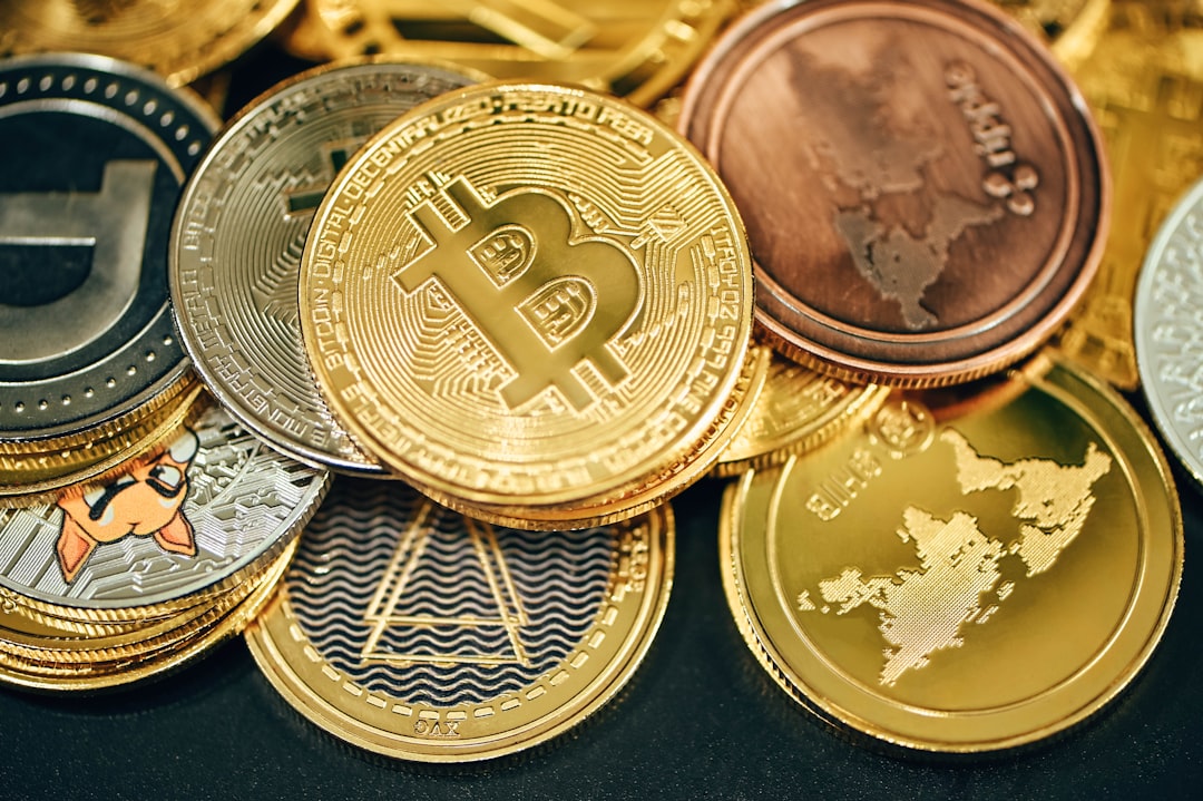 Стейблкоины в Украине 2026: USDT, USDC, DAI — где держать и как купить